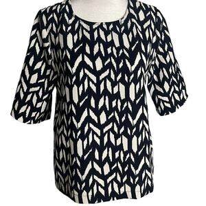 Everly Anthropologie Brand Black and White Geometric Print Blouse Size Medium